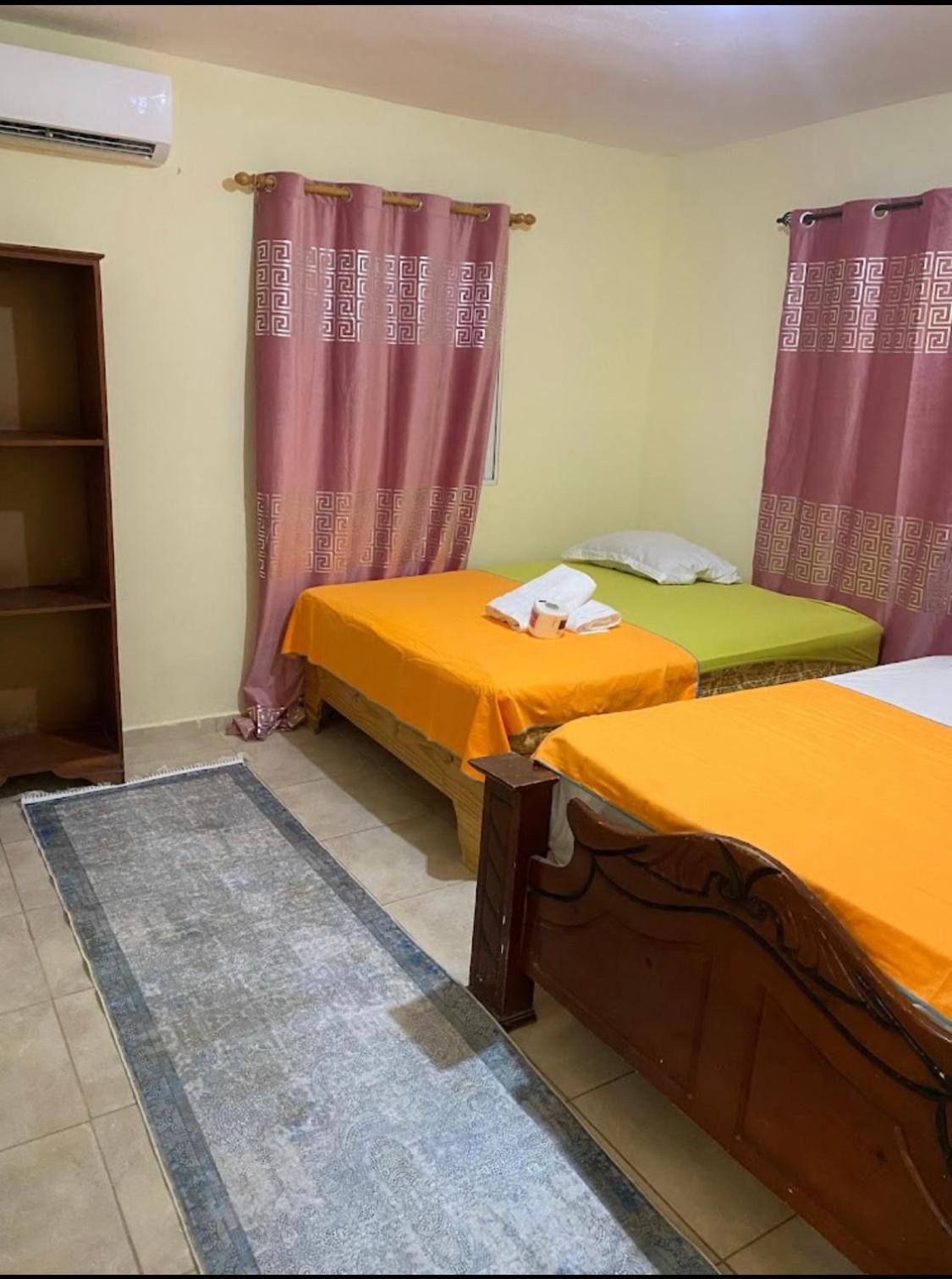 Dona Cornelia Hotel Los Patos Buitenkant foto